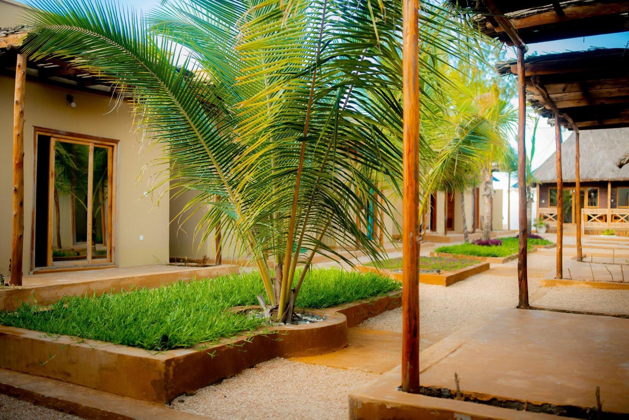 Palm Cultural Village Paje Exteriör bild